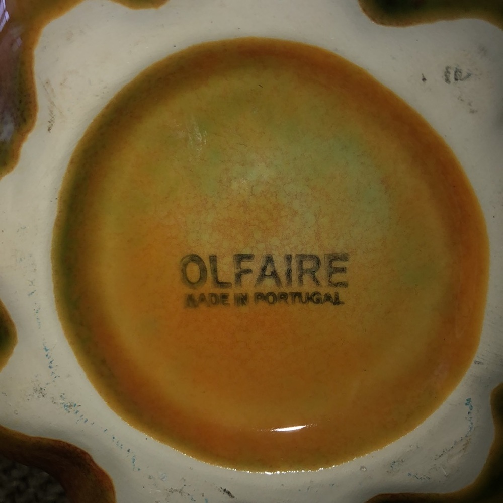 Olfaire Pottery Majolica Pumpkin Candy Dish with Lid - Made in Portugal - Picture 4 of 4